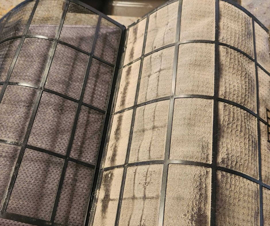 Wall mounted AC cleaning - Filtres murales Before and after AC filters